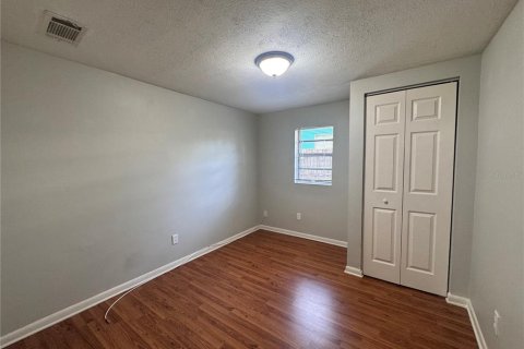 House in Tampa, Florida 3 bedrooms, 92.9 sq.m. № 1834974 - photo 17