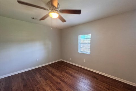 House in Tampa, Florida 3 bedrooms, 92.9 sq.m. № 1834974 - photo 26