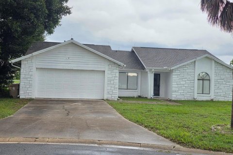House in Kissimmee, Florida 4 bedrooms, 175.49 sq.m. № 2363286