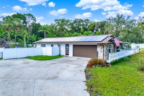 House in Apopka, Florida 4 bedrooms, 223.99 sq.m. № 1847508 - photo 3