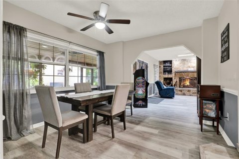 House in Apopka, Florida 4 bedrooms, 223.99 sq.m. № 1847508 - photo 13