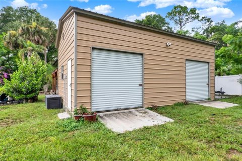 House in Apopka, Florida 4 bedrooms, 223.99 sq.m. № 1847508 - photo 4
