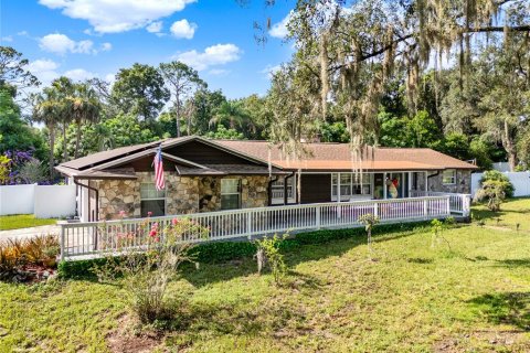 House in Apopka, Florida 4 bedrooms, 223.99 sq.m. № 1847508 - photo 2