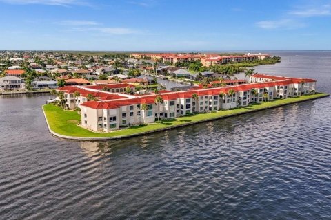 Condo in Punta Gorda, Florida, 2 bedrooms  № 2266989