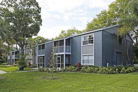 Condo in Bradenton, Florida, 1 bedroom  № 1744214 - photo 2