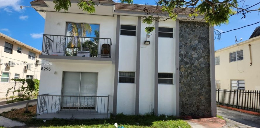 Immobilier commercial à Miami, Floride № 1882348