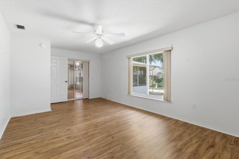 House in Inverness, Florida 3 bedrooms, 192.96 sq.m. № 2280580 - photo 18
