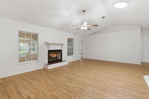 House in Inverness, Florida 3 bedrooms, 192.96 sq.m. № 2280580 - photo 6