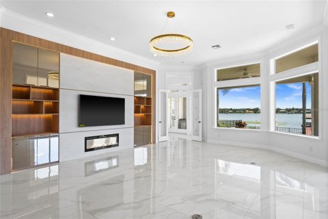 Casa en venta en Orlando, Florida, 6 dormitorios, 589.56 m2 № 1837412 - foto 22