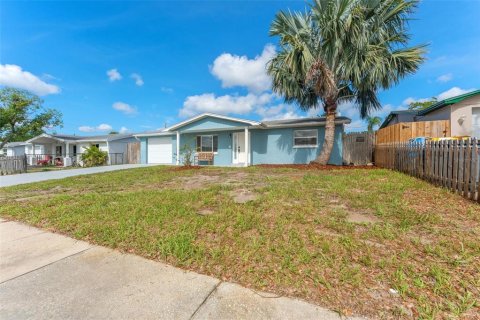 Villa ou maison à vendre à Holiday, Floride: 2 chambres, 98.48 m2 № 1793246 - photo 26