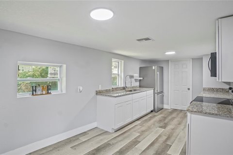 Casa en venta en Apopka, Florida, 3 dormitorios, 124.86 m2 № 1917314 - foto 7