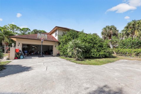 Villa ou maison à vendre à Loxahatchee Groves, Floride: 6 chambres, 327.57 m2 № 2079886 - photo 4