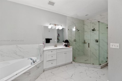 Villa ou maison à vendre à Loxahatchee Groves, Floride: 6 chambres, 327.57 m2 № 2079886 - photo 18