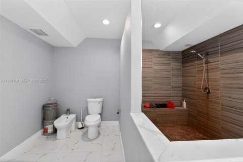 Villa ou maison à vendre à Loxahatchee Groves, Floride: 6 chambres, 327.57 m2 № 2079886 - photo 22