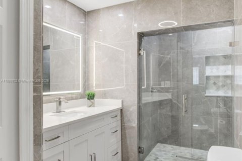 Villa ou maison à vendre à Lehigh Acres, Floride: 4 chambres, 167.22 m2 № 1942481 - photo 27