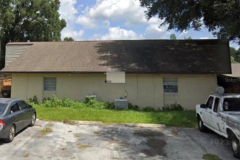 Commercial property in Ocala, Florida 6 bedrooms, 284.84 sq.m. № 2209014 - photo 2