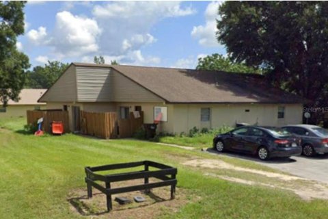 Commercial property in Ocala, Florida 6 bedrooms, 284.84 sq.m. № 2209014