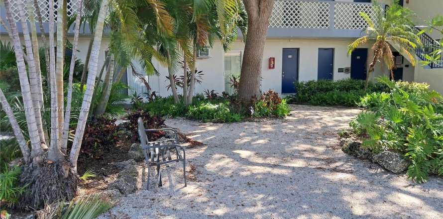 Appartement à North Miami, Floride 1 chambre, 712.47 m2 № 1892451
