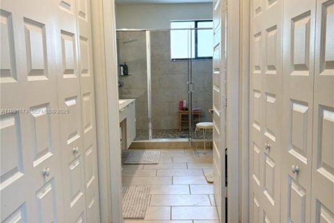 Купить виллу или дом в Дорал, Флорида 3 спальни, 273.69м2, № 1991540 - фото 20