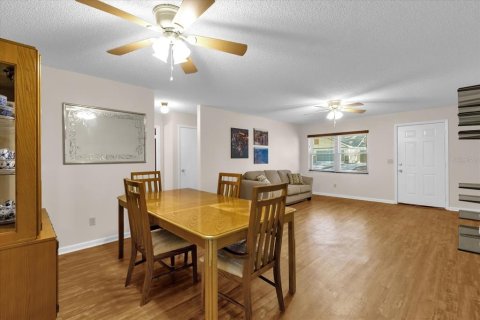 Condo in Ocala, Florida, 2 bedrooms  № 1650312 - photo 10