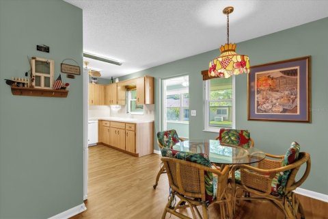 Condo in Ocala, Florida, 2 bedrooms  № 1650312 - photo 19