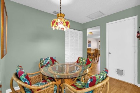 Condo in Ocala, Florida, 2 bedrooms  № 1650312 - photo 20