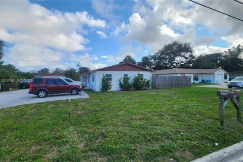 Apartment in Palm Beach Gardens, Florida 2 bedrooms, 66.89 sq.m. № 2000324 - photo 5