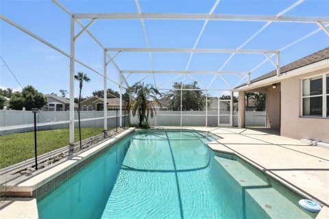 House in Orlando, Florida 4 bedrooms, 183.85 sq.m. № 1847331 - photo 29