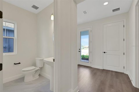 House in Lakewood Ranch, Florida 4 bedrooms, 237.55 sq.m. № 1523238 - photo 22