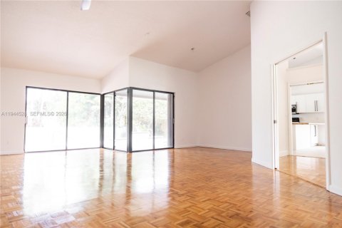 Снять в аренду виллу или дом в Купер-Сити, Флорида 3 спальни, 172.05м2, № 2001075 - фото 6