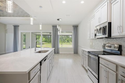 House in Palm Coast, Florida 3 bedrooms, 167.78 sq.m. № 2106594 - photo 20