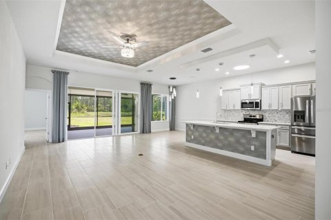 House in Palm Coast, Florida 3 bedrooms, 167.78 sq.m. № 2106594 - photo 7