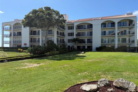 Condo à Tarpon Springs, Floride, 2 chambres  № 2308659