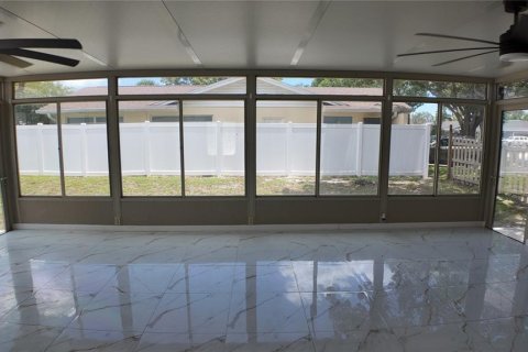 Villa ou maison à vendre à Orlando, Floride: 3 chambres, 145.21 m2 № 2203182 - photo 24