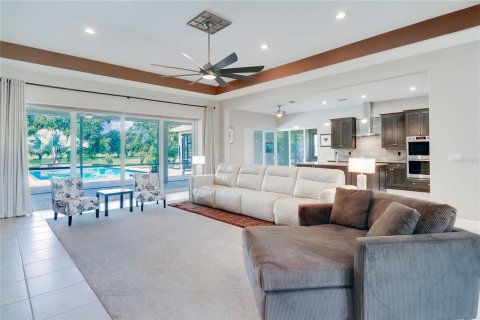 Casa en venta en Groveland, Florida, 4 dormitorios, 338.91 m2 № 1906688 - foto 7