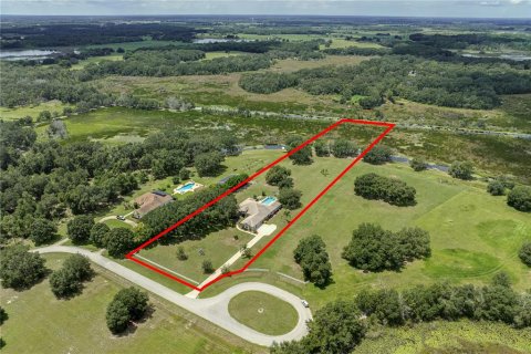 Casa en venta en Groveland, Florida, 4 dormitorios, 338.91 m2 № 1906688 - foto 3