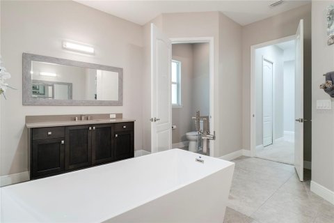 Casa en venta en Groveland, Florida, 4 dormitorios, 338.91 m2 № 1906688 - foto 20