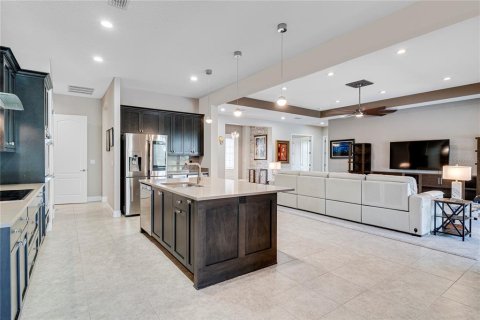 Casa en venta en Groveland, Florida, 4 dormitorios, 338.91 m2 № 1906688 - foto 13