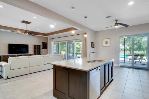 Casa en venta en Groveland, Florida, 4 dormitorios, 338.91 m2 № 1906688 - foto 12