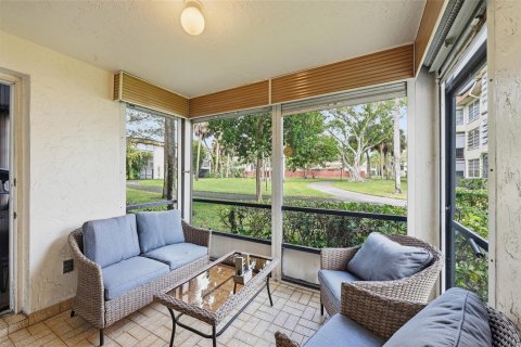 Condo in Plantation, Florida, 3 bedrooms № 2250054 - photo 25