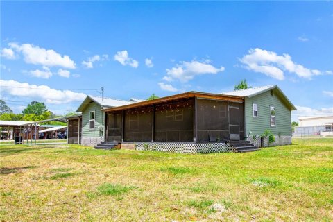 House in Starke, Florida 3 bedrooms, 146.04 sq.m. № 2111602 - photo 27