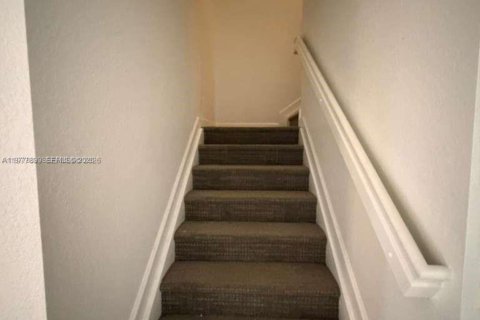 Adosado en venta en Davie, Florida, 4 dormitorios, 193.7 m2 № 2042554 - foto 19