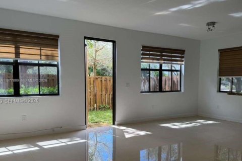 Adosado en venta en Davie, Florida, 4 dormitorios, 193.7 m2 № 2042554 - foto 21