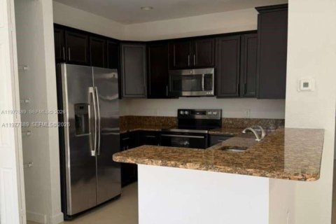 Adosado en venta en Davie, Florida, 4 dormitorios, 193.7 m2 № 2042554 - foto 11