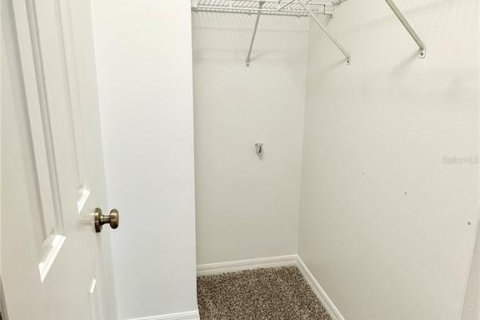 Townhouse in Tampa, Florida 2 bedrooms, 105.35 sq.m. № 2100484 - photo 26