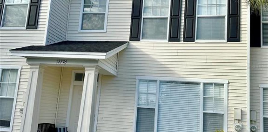 Townhouse in Tampa, Florida 2 bedrooms, 105.35 sq.m. № 2100484