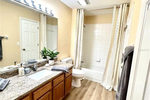 Townhouse in Tampa, Florida 2 bedrooms, 105.35 sq.m. № 2100484 - photo 24