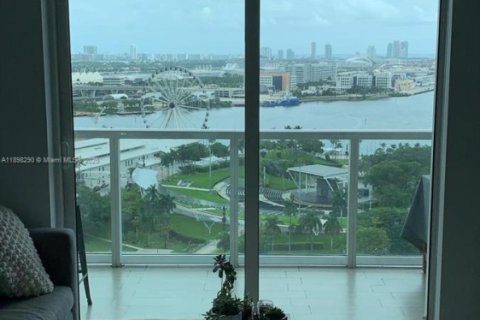 Copropriété à louer à Miami, Floride: 2 chambres, 98.29 m2 № 1949464 - photo 16