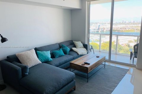 Copropriété à louer à Miami, Floride: 2 chambres, 98.29 m2 № 1949464 - photo 6