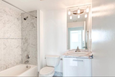 Copropriété à louer à Miami, Floride: 2 chambres, 98.29 m2 № 1949464 - photo 21